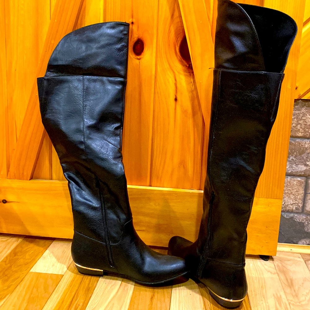 Brand new vegan call it spring over the knee boots.